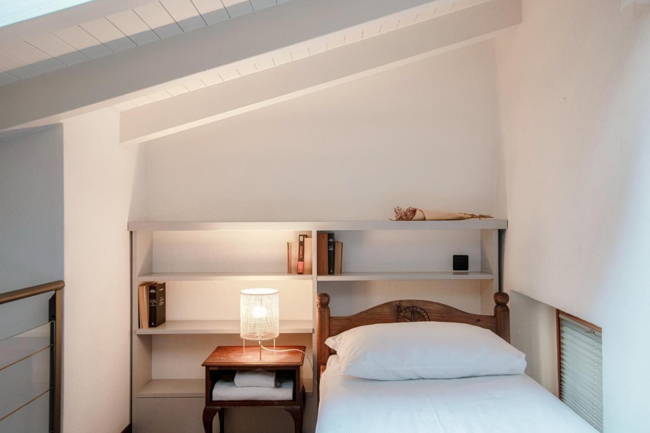 Sin4 Apartments By Quokka 360 - Overlooking The Lake - Fai Heritage In 모르코테 외부 사진
